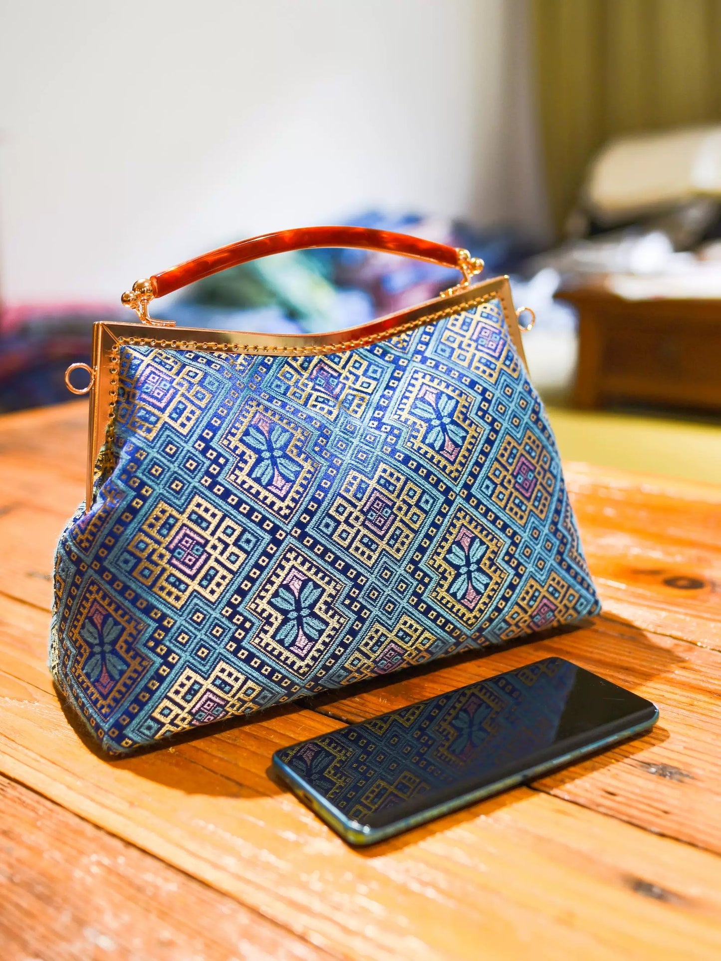 Zhuang Brocade Ethnic/Fashionable and Portable Frame Bag/Kiss Lock Bag